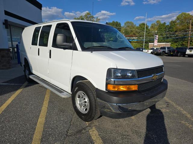 2022 chevrolet express 2500 work van