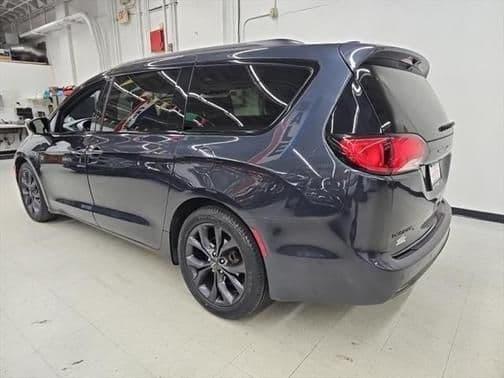 2019 chrysler pacifica touring plus in new haven, connecticut