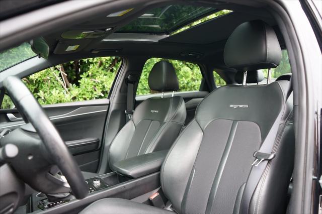 2021 kia k5 gt-line
