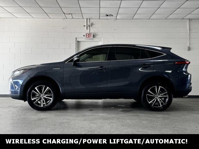 2021 toyota venza le
