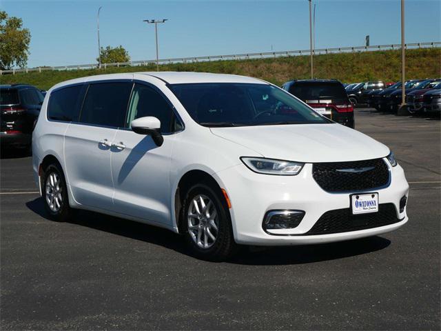 2023 chrysler pacifica touring l