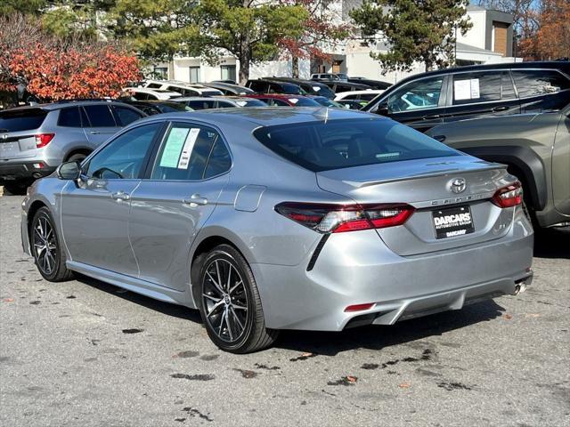 2023 toyota camry se