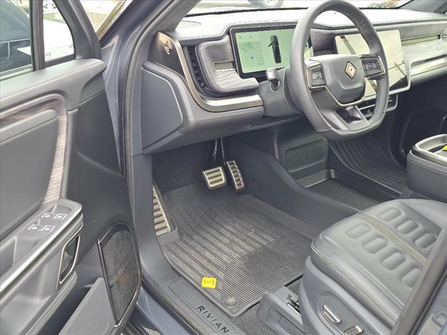 2022 rivian r1t launch edition