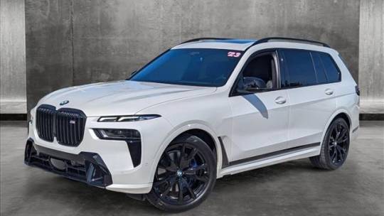 2023 BMW X7