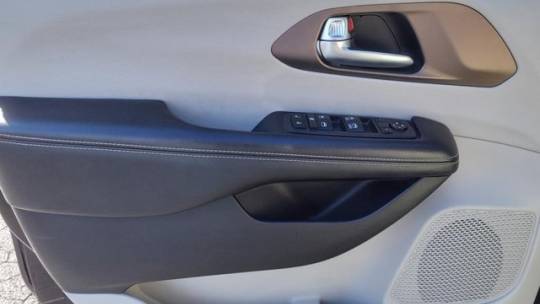 2021 Chrysler Voyager