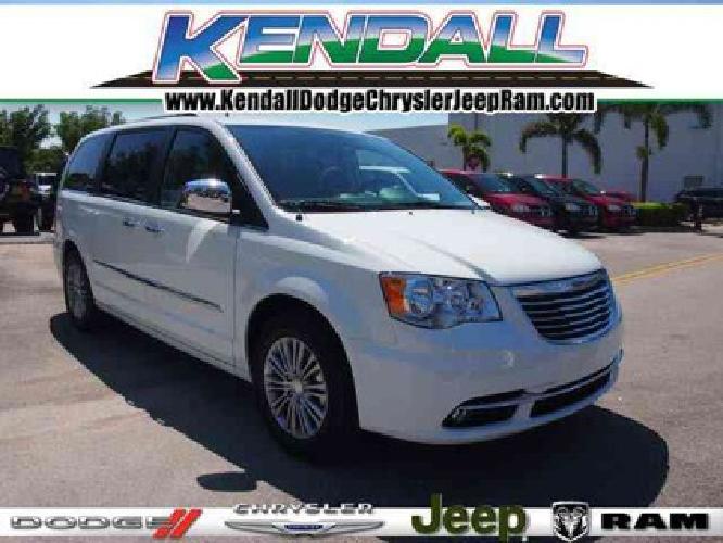 2014 chrysler town & country touring l in kendall, fl