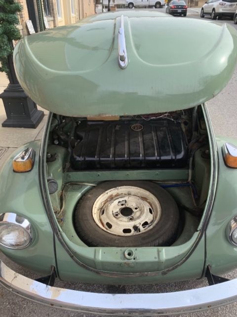 1971 volkswagen super beetle ready to drive. like new tires. drive it home