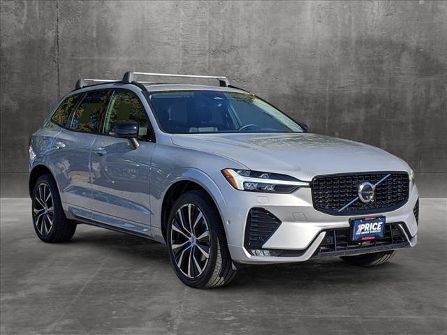 2023 volvo xc60 b5 plus dark theme