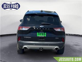 2021 Ford Escape titanium