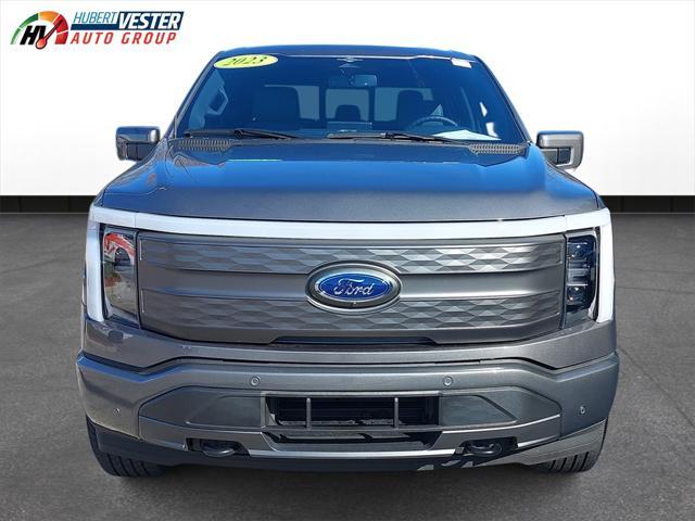 2023 ford f-150 lightning lariat
