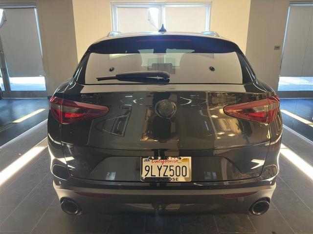 2022 alfa romeo stelvio sprint