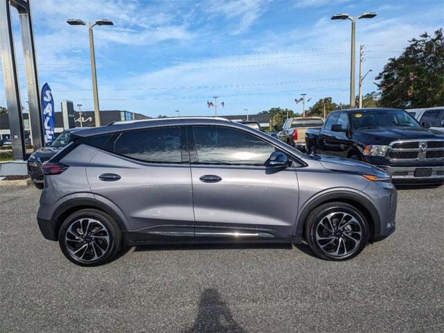 2023 chevrolet bolt euv premier