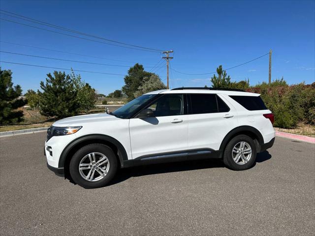 2022 ford explorer xlt