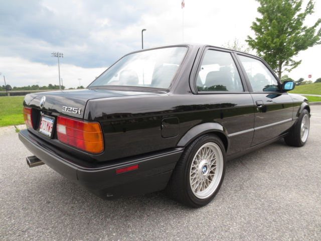 1989 bmw 325i base coupe 2-door 2.5l