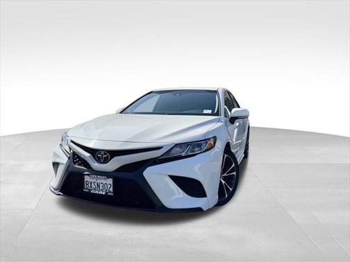 2018 toyota camry