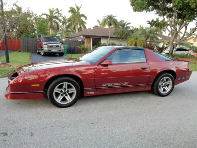 1986 camaro iroc z28- 28000 mi. - lb9 ho eng. - original, loaded, garaged & mint