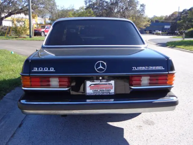300td! turbodiesel! sunroof! cd stereo! alloys! cold a/c! clean carfax! clean!