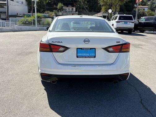 2023 nissan altima