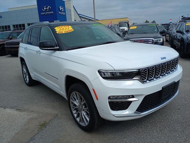 2022 jeep grand cherokee 4xe summit