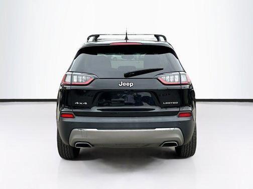 2020 jeep cherokee