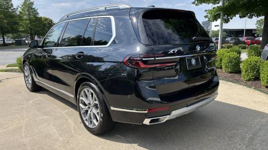 2025 BMW X7