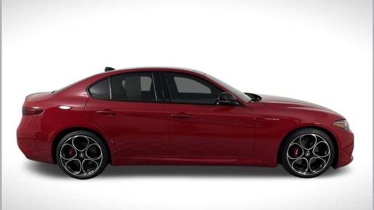 2022 Alfa Romeo Giulia