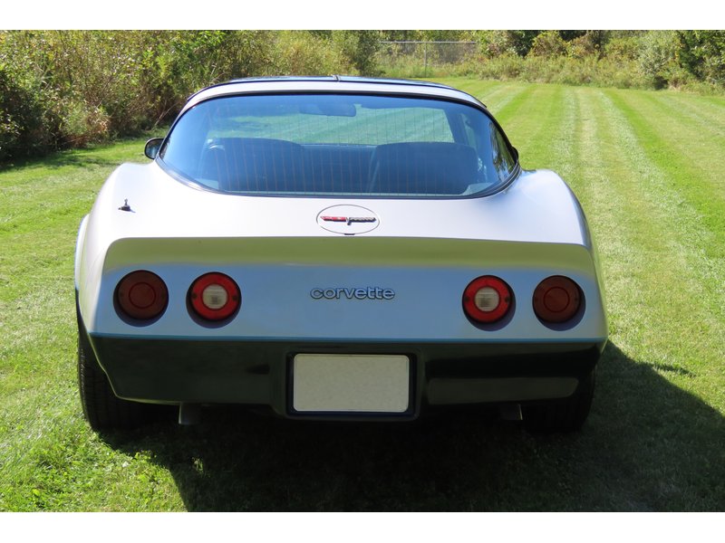 chevrolet corvette t-top coupe