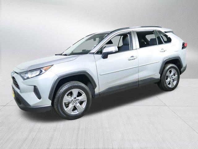 2022 toyota rav4 hybrid le