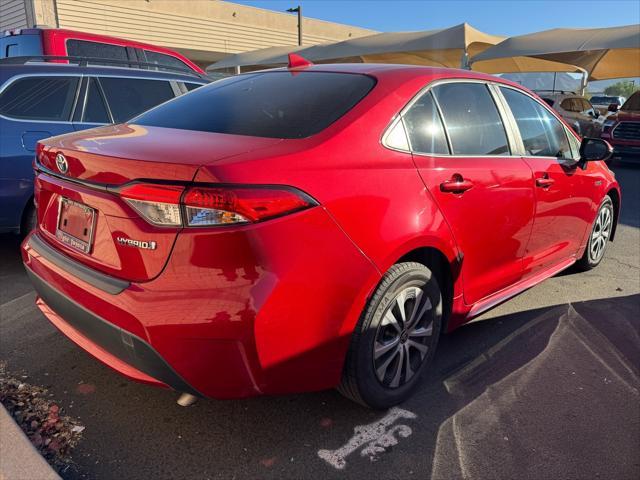 2021 toyota corolla hybrid le