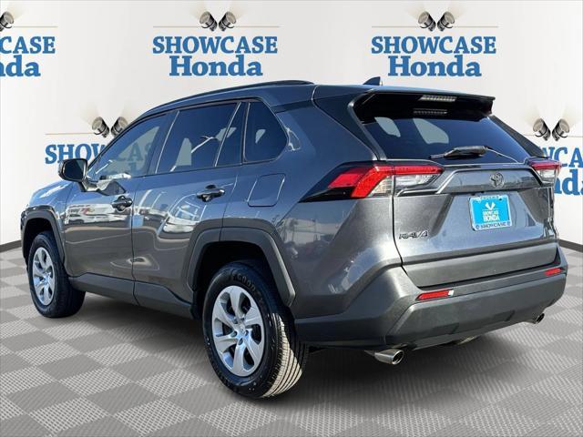 2021 toyota rav4 le