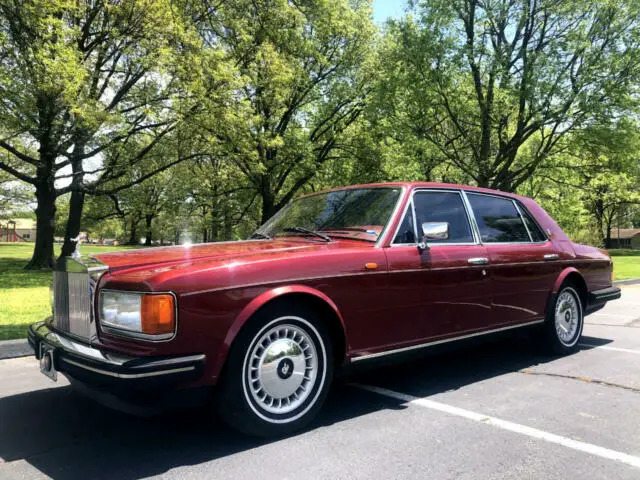 1994 rolls-royce silver spur, red with 66610 miles available now!