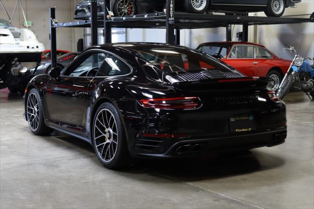 2019 porsche 911 turbo s