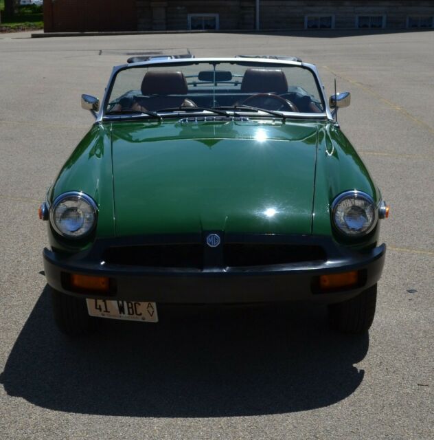 1977 mgb roadster convertible exellent condition turn key vehicle