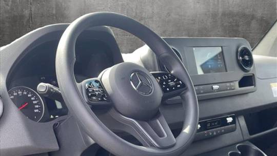 2024 Mercedes-Benz Sprinter