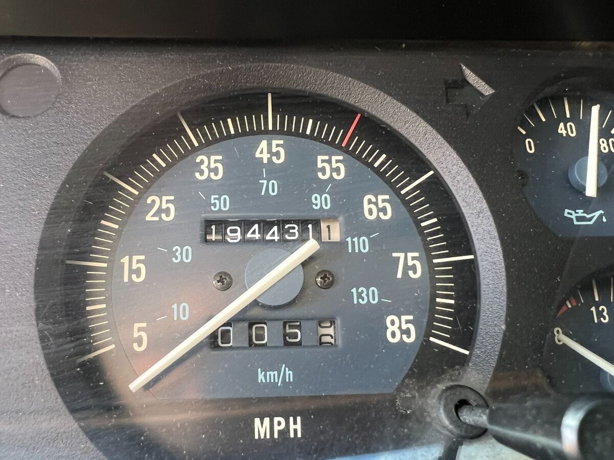 1987 jeep wagoneer limited 4x4 with 4.0l i6, np242, aw4, dana 44