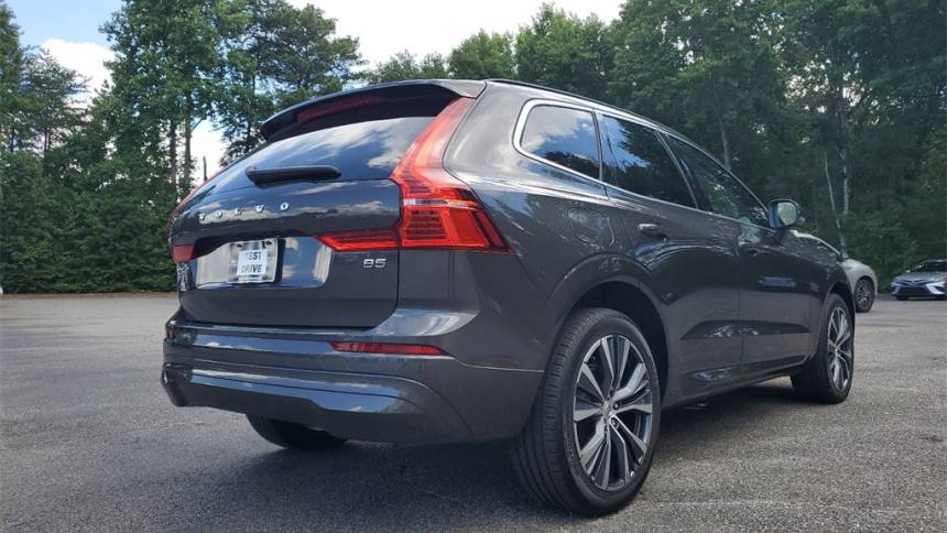 2022 volvo xc60 b5 momentum