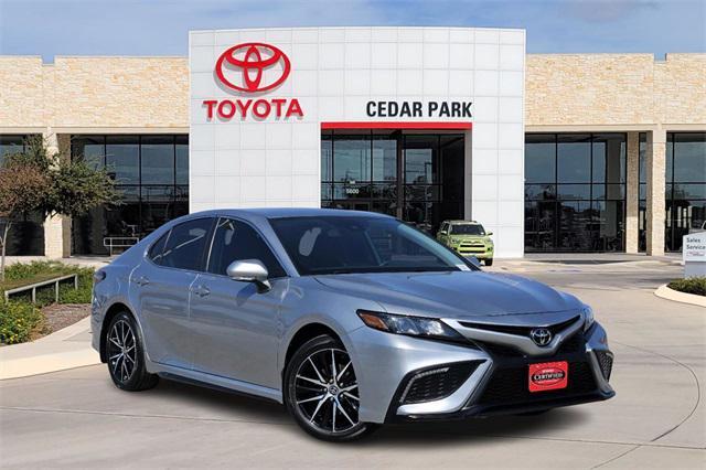 2024 toyota camry se