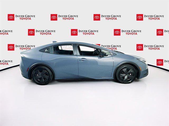 2024 toyota prius le