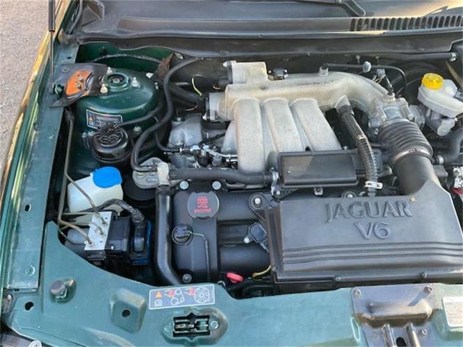 2006 jaguar x-type in cadillac, michigan