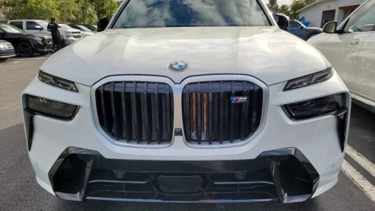 2025 BMW X7