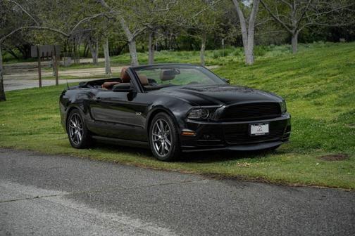 2014 ford mustang