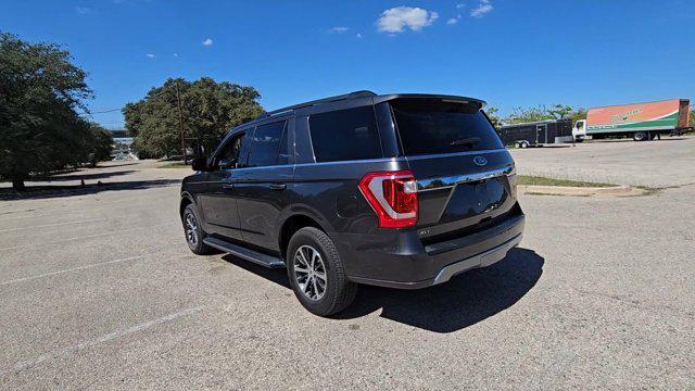 2021 ford expedition xlt