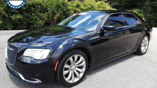 2017 Chrysler 300