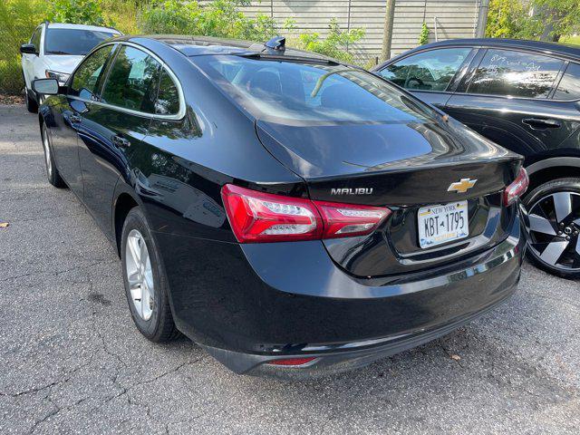 2022 chevrolet malibu fwd lt