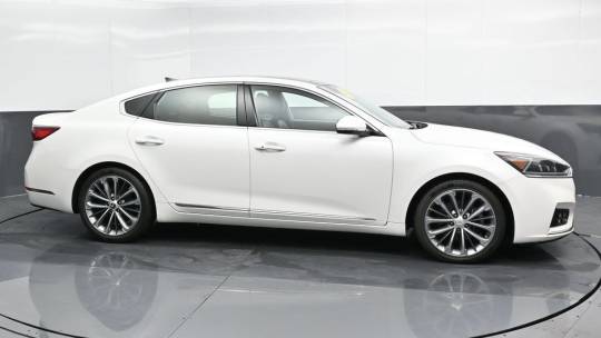 2019 Kia Cadenza