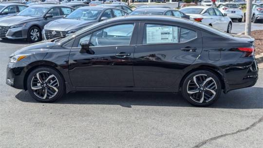 2024 Nissan Versa 1.6 sr