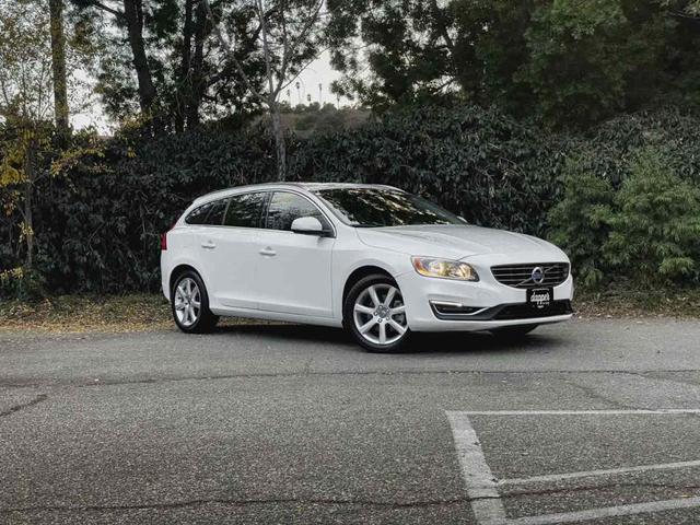 2017 volvo v60 t5 premier