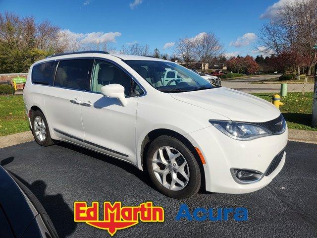 2017 chrysler pacifica touring-l plus