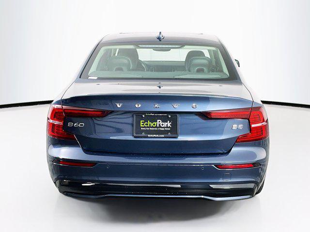 2024 volvo s60 b5 core dark theme