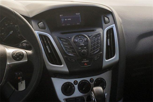 2014 ford focus se sedan for sale in honolulu, hawaii